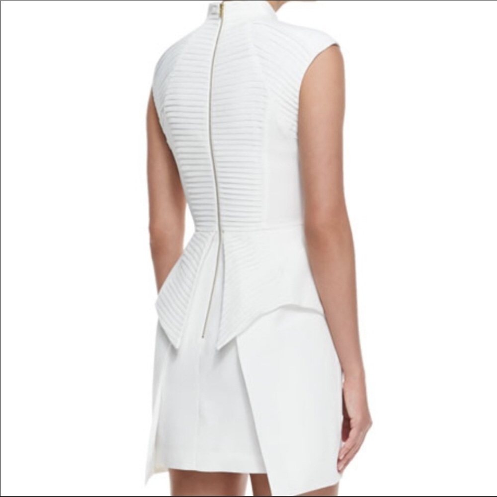 ✨ Moving sale 🚗- Cameo the Label White Slow Motion Mini Dress, Size M - Picture 3 of 12